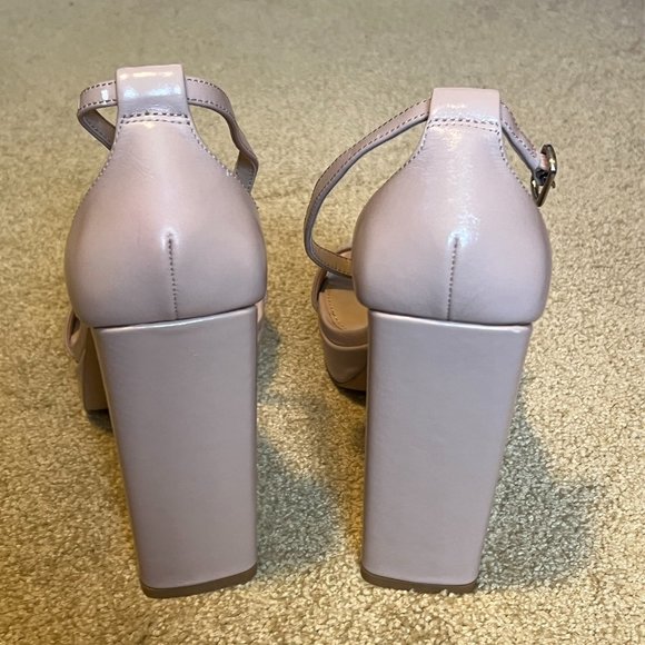 Steve Madden light pink pump - Picture 3 of 3